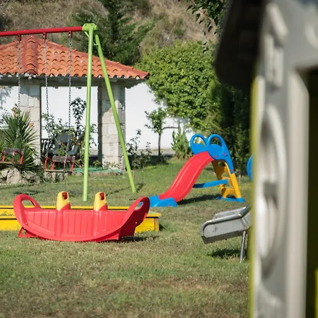 Halkidiki Palace מלון