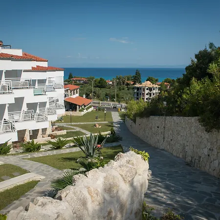 Halkidiki Palace فندق 4*