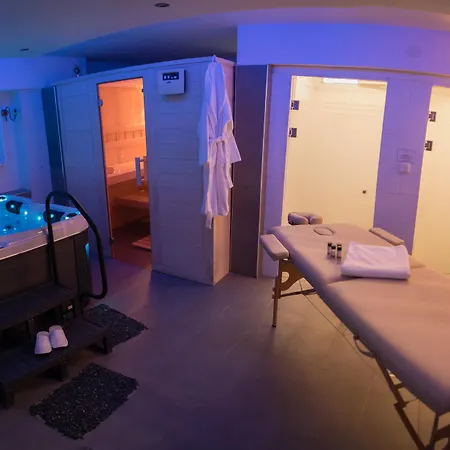 Hotel Halkidiki Palace 4*