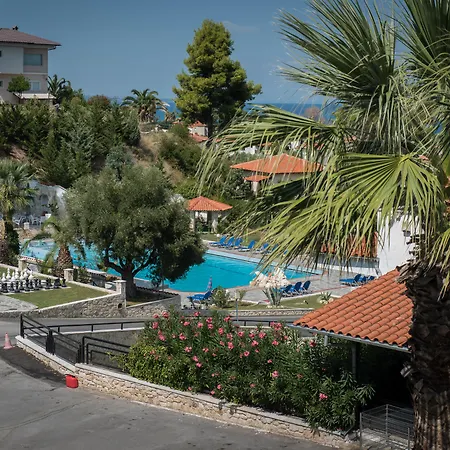 Halkidiki Palace فندق 4*