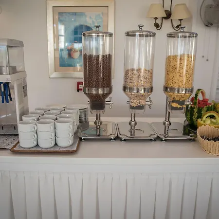 Halkidiki Palace Hotel 4*