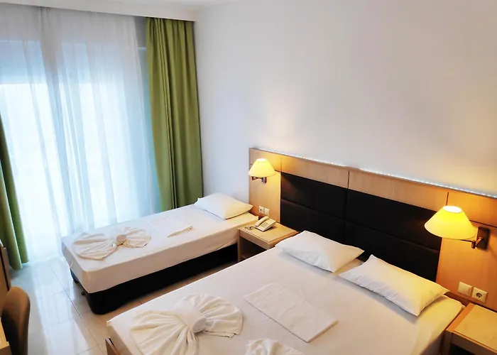 فندق Halkidiki Palace 4*