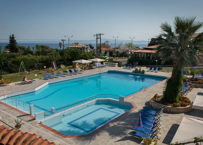 Halkidiki Palace فندق بوليخرونو