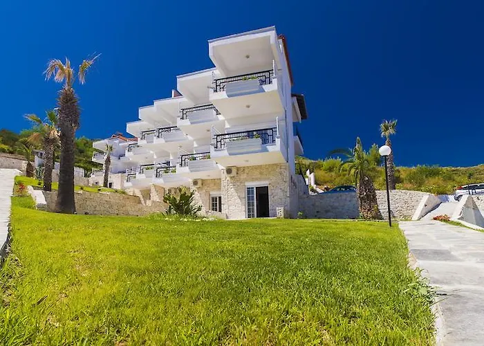 Halkidiki Palace فندق بوليخرونو